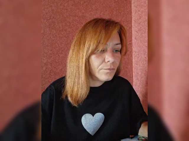 krisred live webcam show
