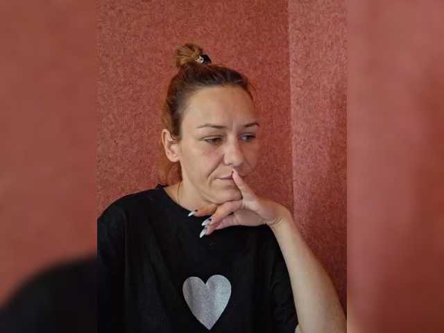 krisred live cam on BongaCams