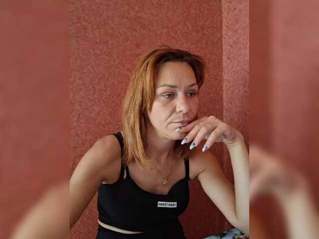 krisred live webcam show