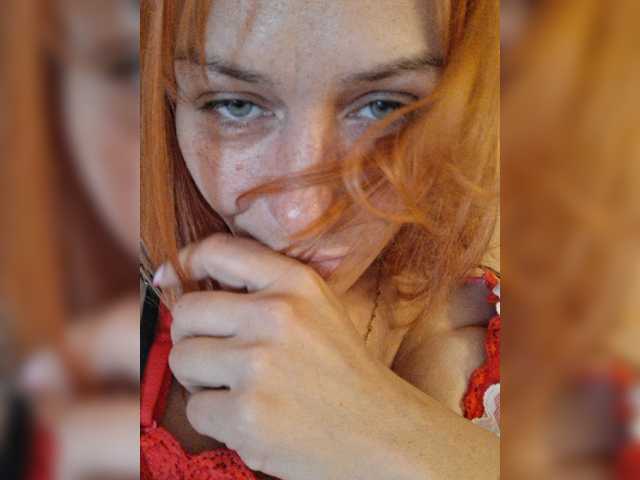 krisred's BongaCams show and profile