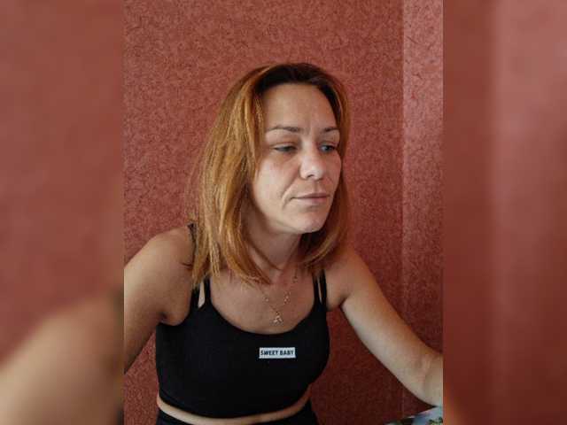 krisred live cam on BongaCams