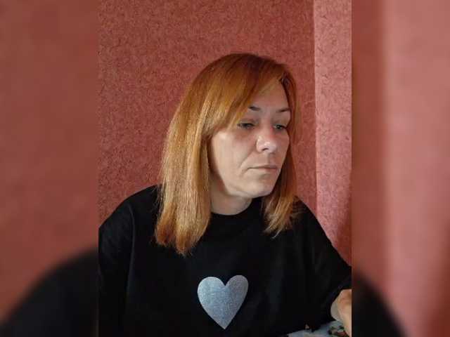 krisred live webcam show