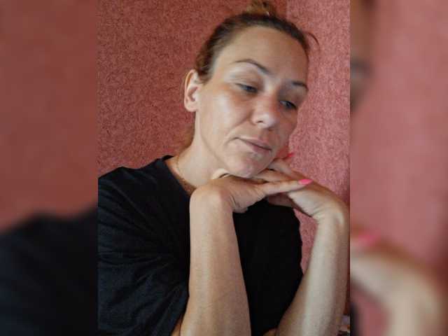 krisred live cam on BongaCams