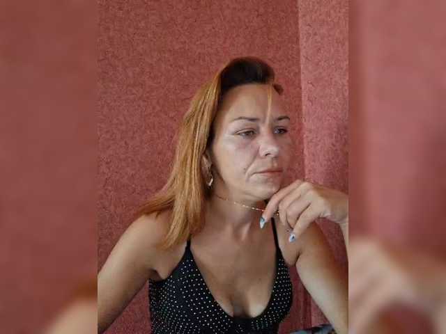 krisred live cam on BongaCams