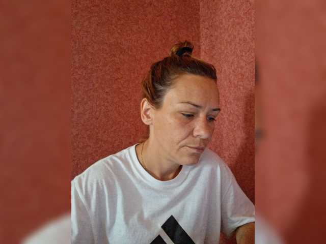 krisred live cam on BongaCams