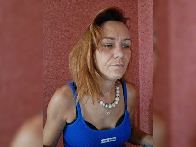 krisred live cam on BongaCams