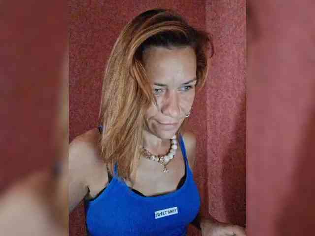 krisred webcam