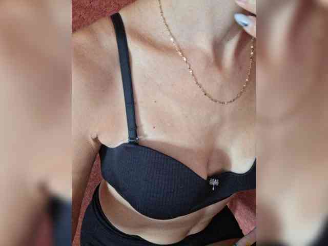 KRISTINA979 webcam