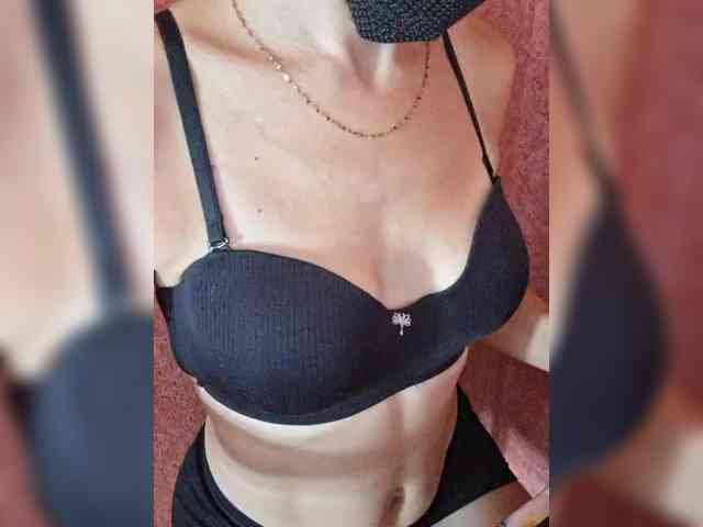 KRISTINA979 webcam