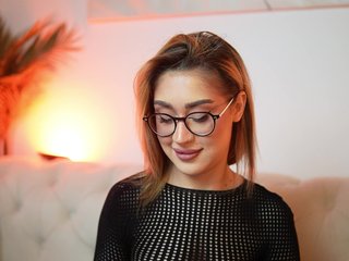 AileenKiss Porn Show