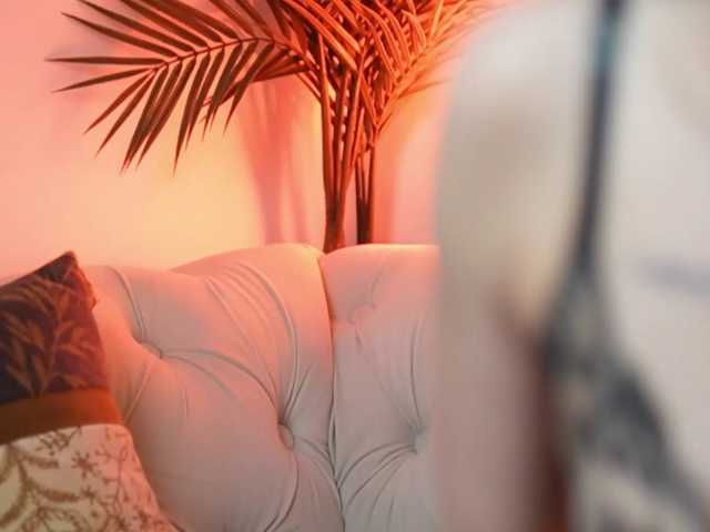 AileenKiss live cam preview