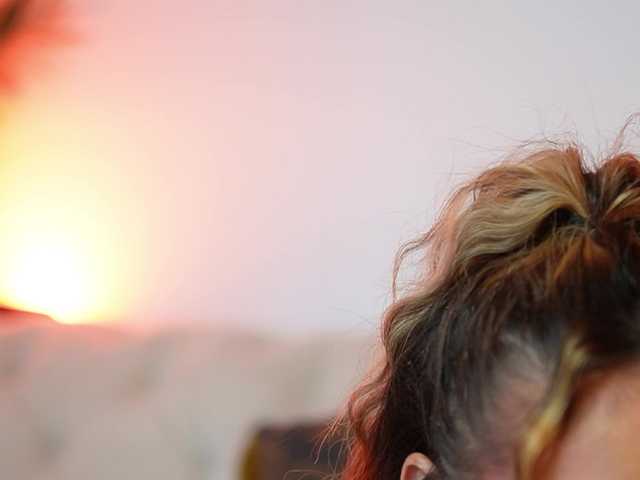 AileenKiss live cam on BongaCams