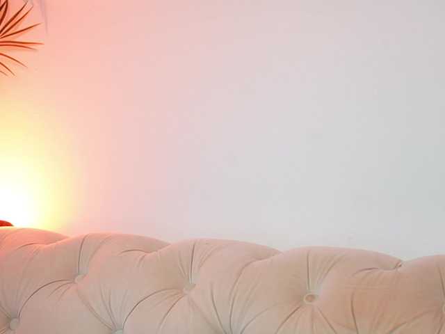 AileenKiss live cam on BongaCams