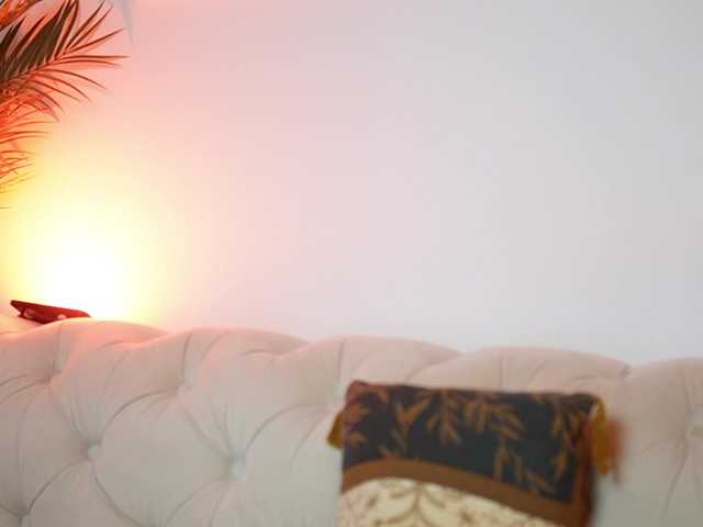 AileenKiss live cam on BongaCams