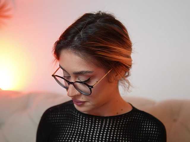 AileenKiss live cam on BongaCams