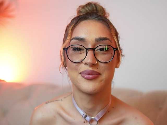 AileenKiss live cam preview