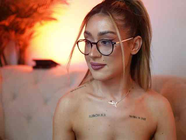 AileenKiss AileenKiss