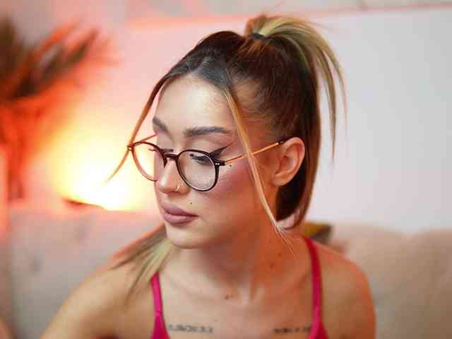 AileenKiss webcam