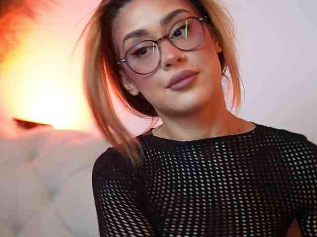 AileenKiss webcam
