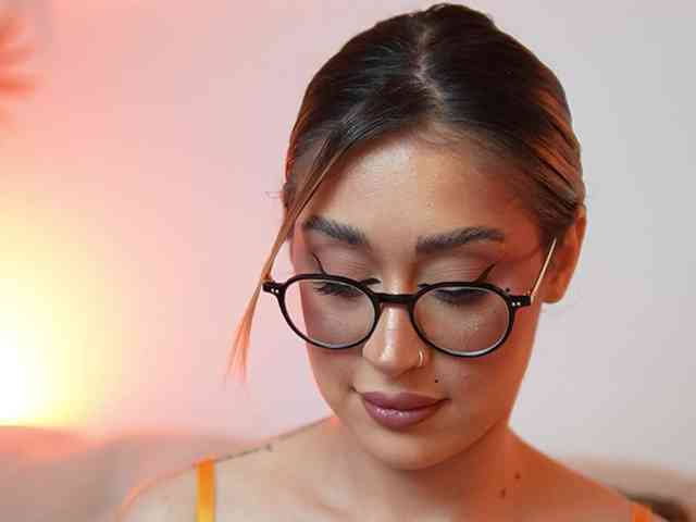 AileenKiss webcam