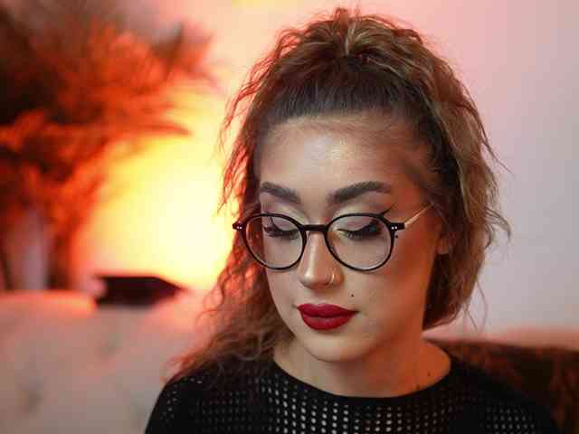 AileenKiss webcam