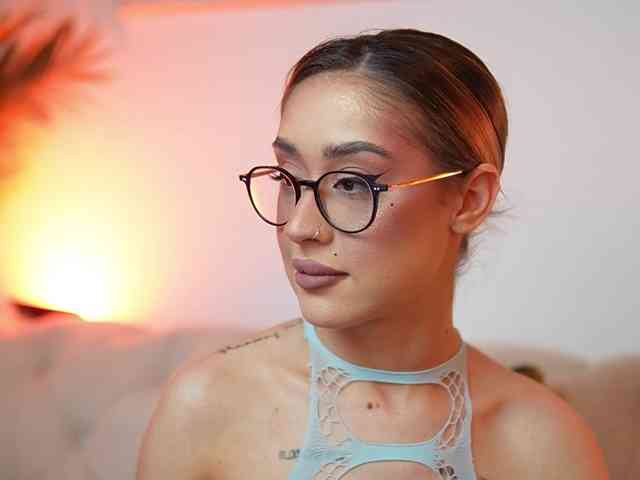 AileenKiss webcam