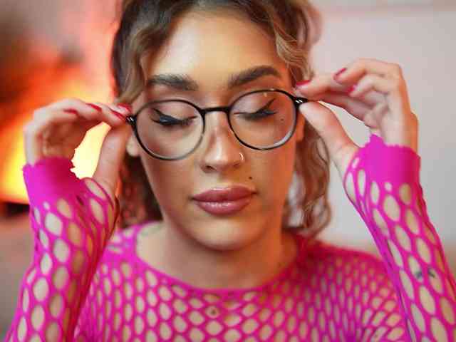 AileenKiss webcam