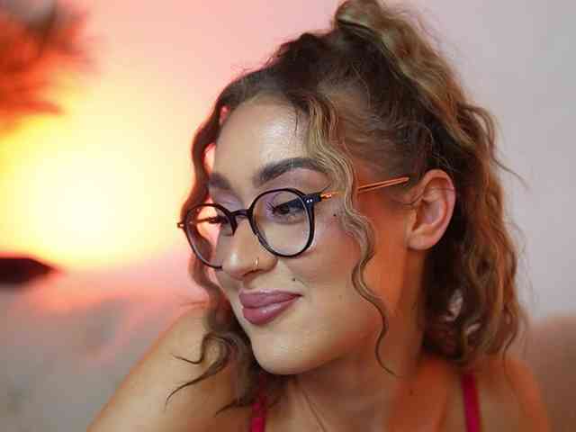 AileenKiss webcam
