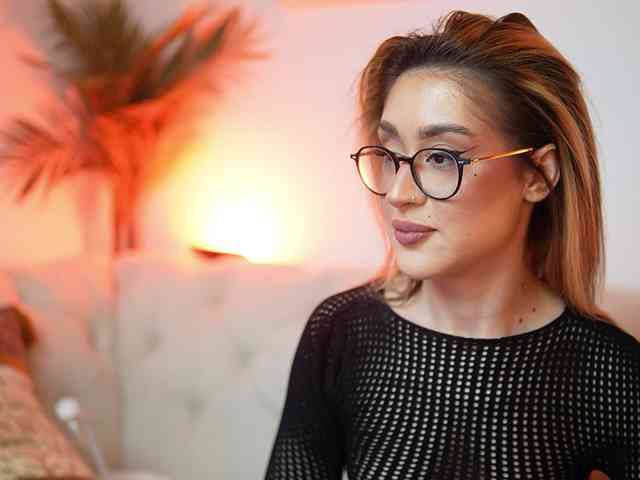 AileenKiss webcam