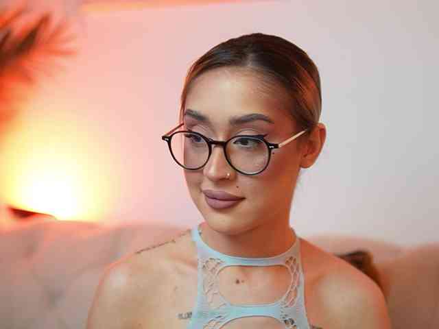 AileenKiss webcam