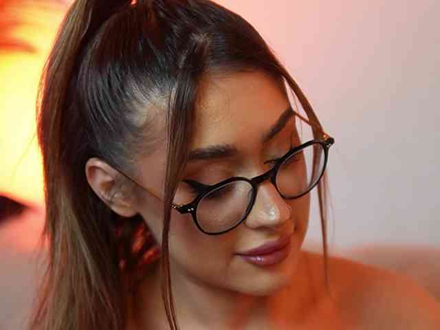 AileenKiss webcam