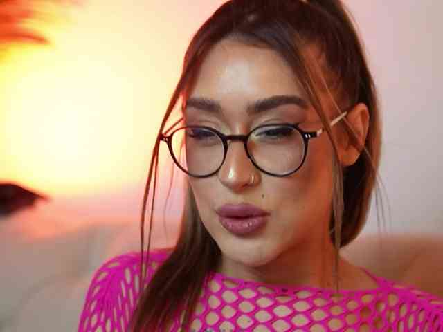 AileenKiss webcam