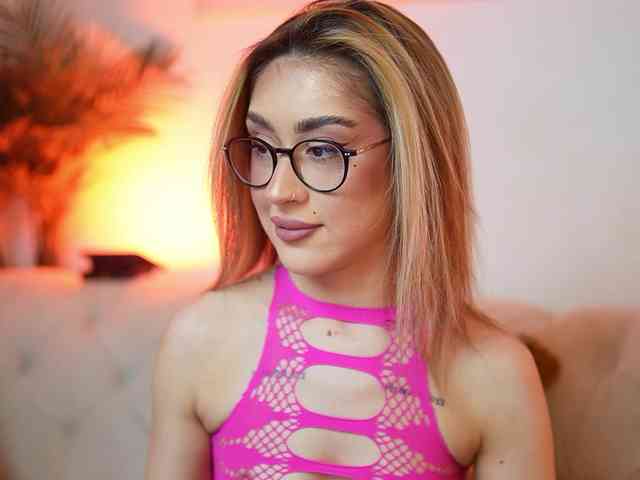 AileenKiss webcam