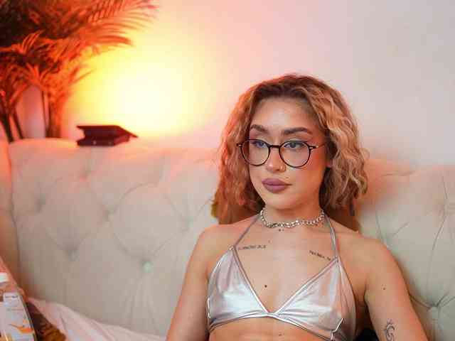 AileenKiss webcam