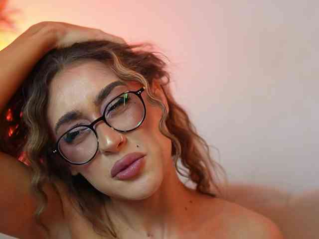 AileenKiss webcam