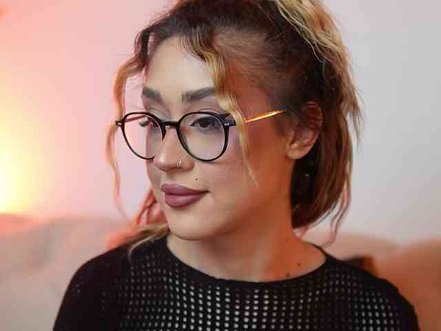 AileenKiss AileenKiss