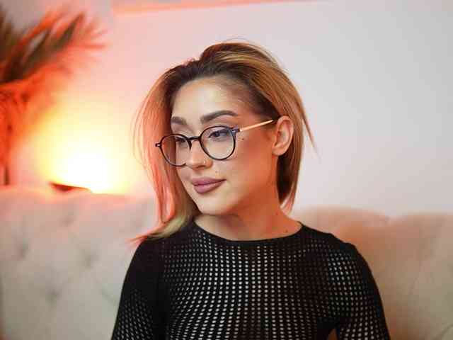 AileenKiss webcam