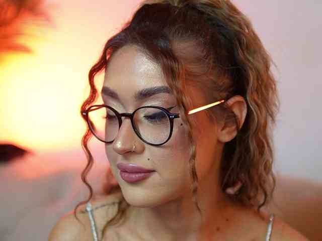 AileenKiss webcam