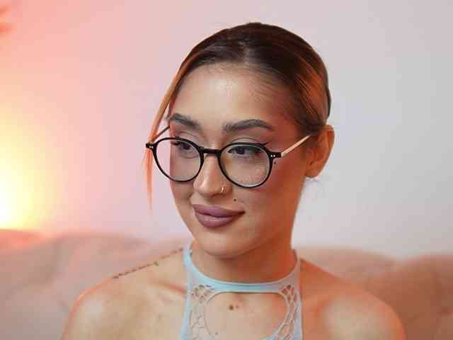 AileenKiss webcam