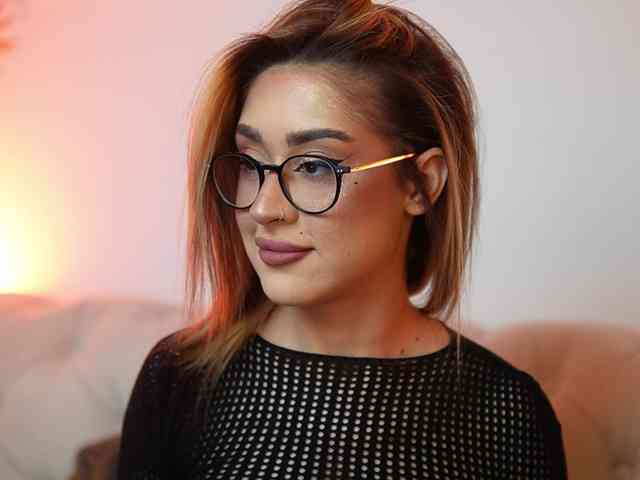 AileenKiss webcam