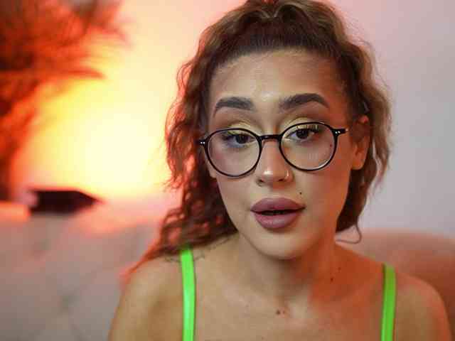 AileenKiss webcam