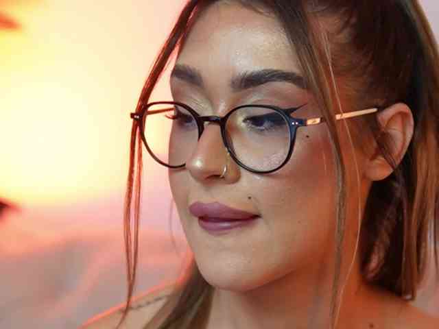 AileenKiss webcam