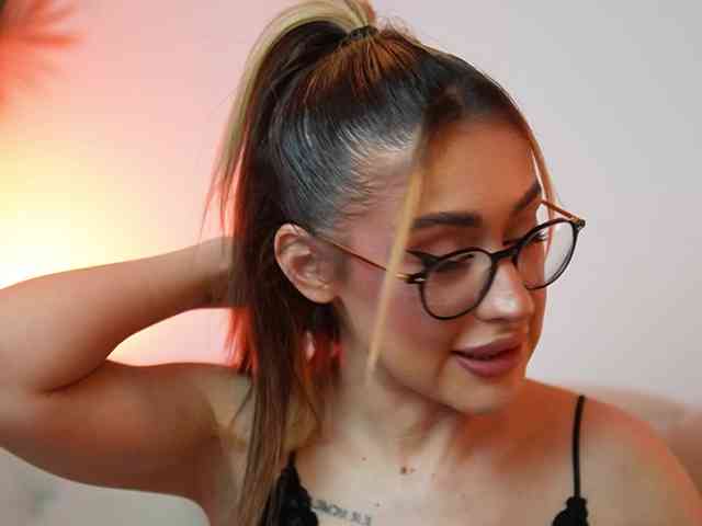 AileenKiss AileenKiss