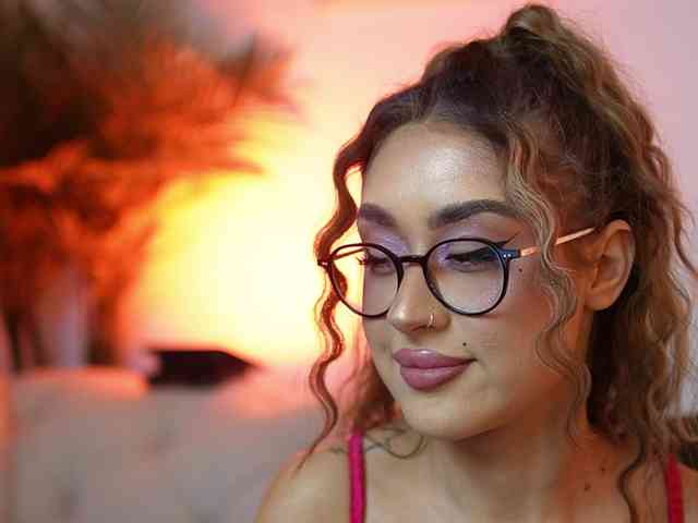 AileenKiss webcam