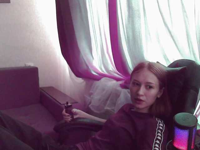 Marta-cutie live webcam show