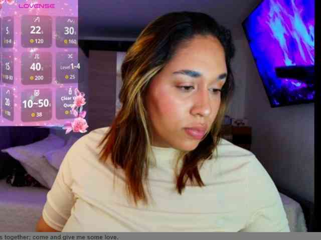 mia03cuper webcam
