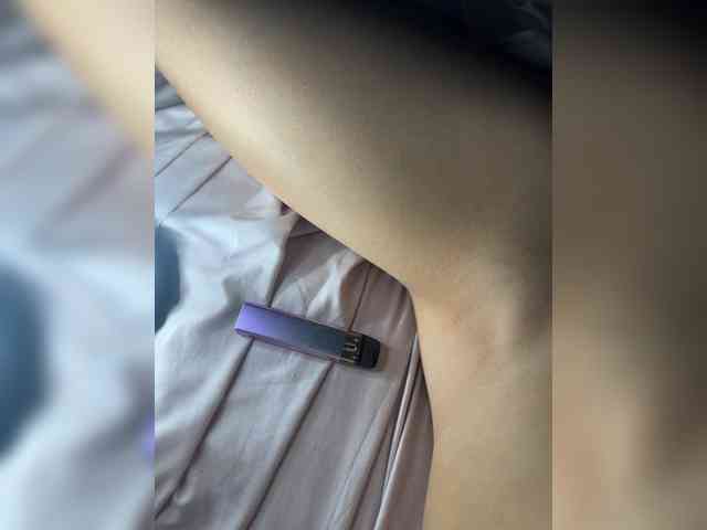 Karinmagery webcam