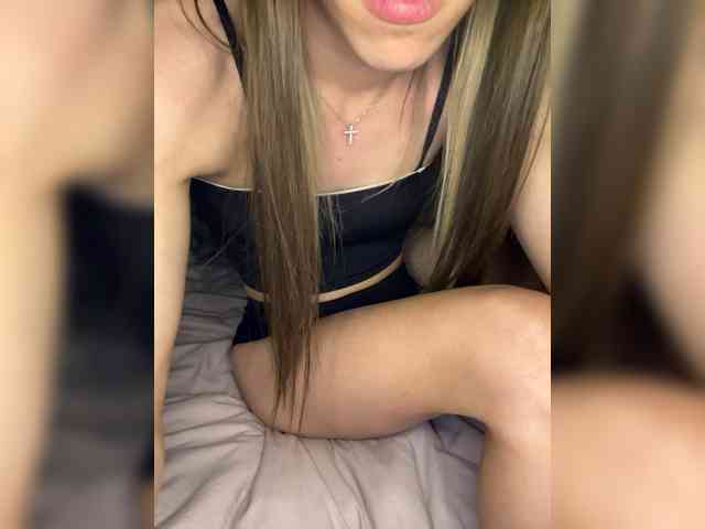 Karinmagery webcam