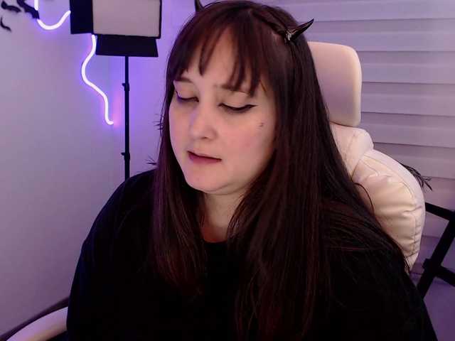 Fallenag666 — live female cam