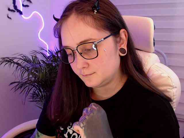 Modelo: Fallenag666